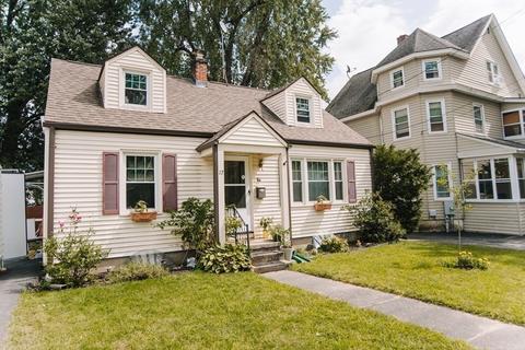 17 Chilson St, Springfield, MA 01118 photo 4