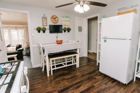 17 Chilson St, Springfield, MA 01118 photo 9