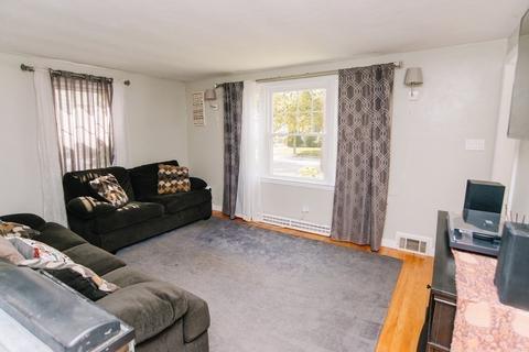 17 Chilson St, Springfield, MA 01118 photo 16