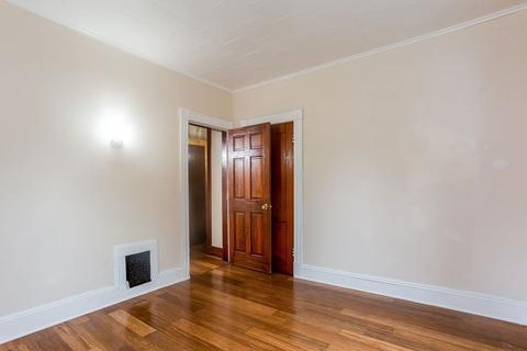 38 Massachusetts Ave, Springfield, MA 01109 photo 12
