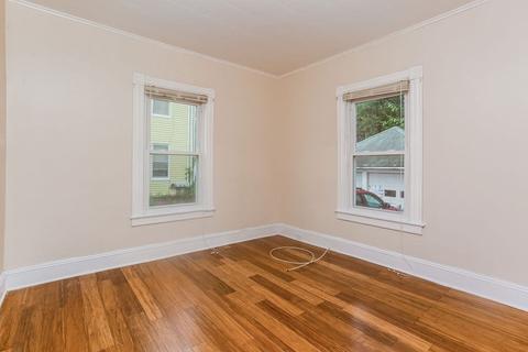 38 Massachusetts Ave, Springfield, MA 01109 photo 11