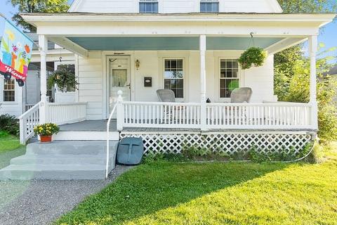 17 3rd St, Ayer, MA 01432 photo 4