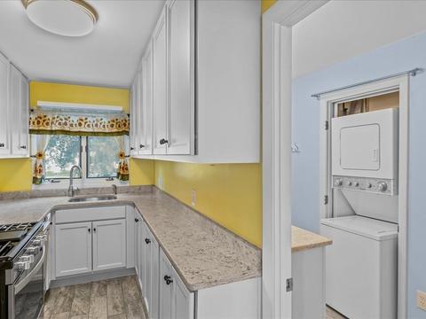 763 Oak Grove Ave, Fall River, MA 02720 photo 12