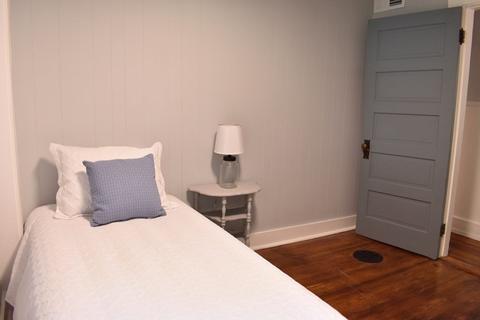 197 Hathaway St, Wareham, MA 02571 photo 20