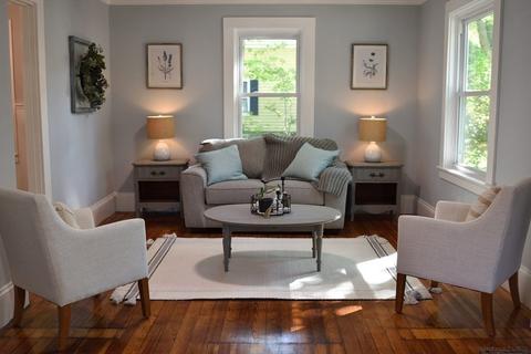 197 Hathaway St, Wareham, MA 02571 photo 2