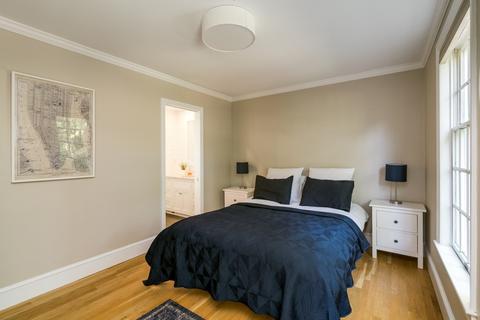 205 S Pleasant St, Hingham, MA 02043 photo 14