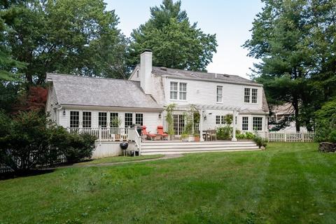 205 S Pleasant St, Hingham, MA 02043 photo 33
