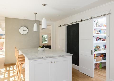 205 S Pleasant St, Hingham, MA 02043 photo 6