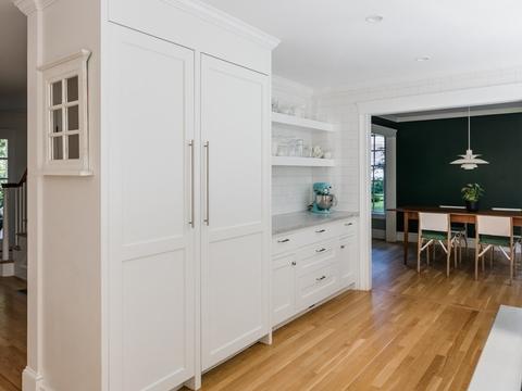 205 S Pleasant St, Hingham, MA 02043 photo 8