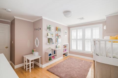 205 S Pleasant St, Hingham, MA 02043 photo 23