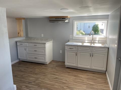 408 Nottingham St, Springfield, MA 01104 photo 4