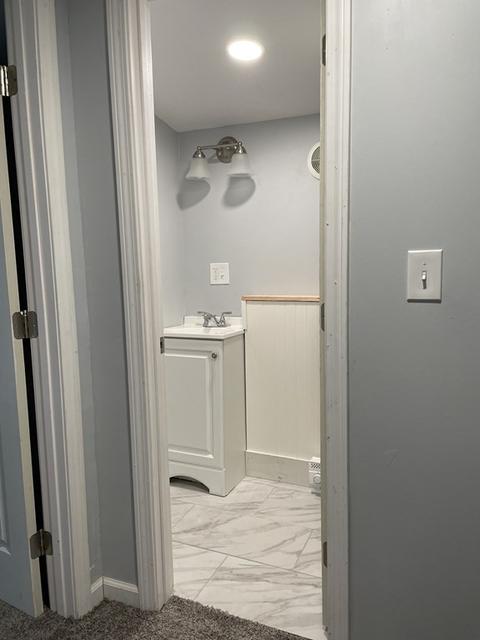 408 Nottingham St, Springfield, MA 01104 photo 7