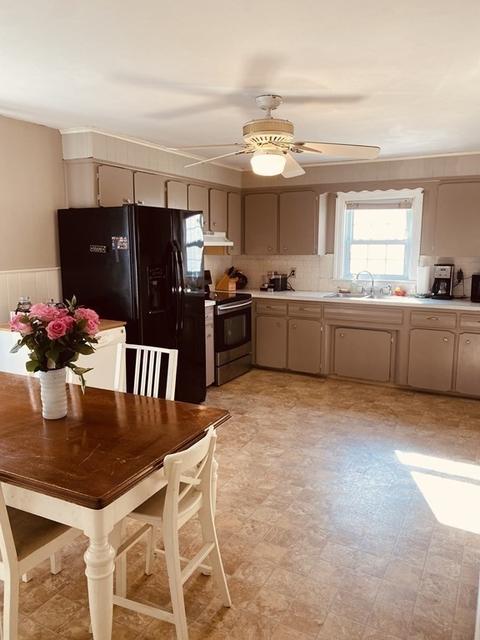 55 Ash, Webster, MA 01570 photo 5