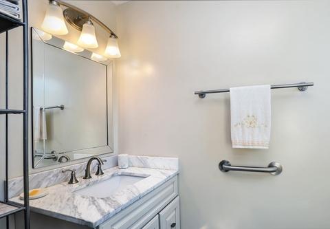 9 Bodfish Ave, Wareham, MA 02571 photo 17