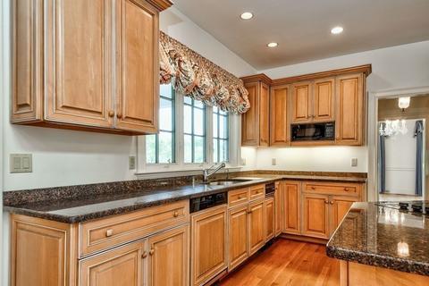 21 Farm St, Dover, MA 02030 photo 10