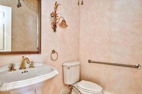 21 Farm St, Dover, MA 02030 photo 16