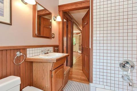 102 South St, Upton, MA 01568 photo 23