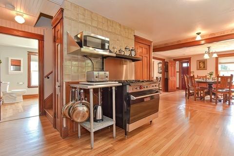 102 South St, Upton, MA 01568 photo 6
