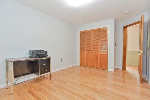 102 South St, Upton, MA 01568 photo 33