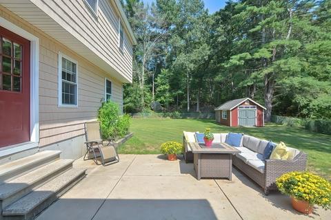 102 South St, Upton, MA 01568 photo 38