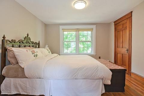 102 South St, Upton, MA 01568 photo 31