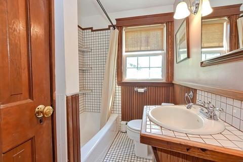 102 South St, Upton, MA 01568 photo 24