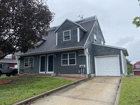 32 Ferris St, Springfield, MA 01151 photo 1