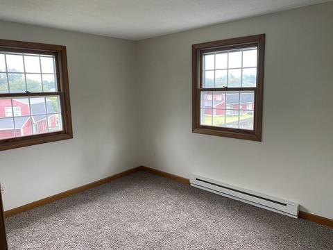 32 Ferris St, Springfield, MA 01151 photo 13