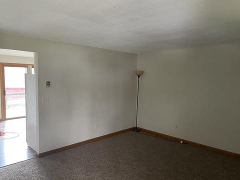 32 Ferris St, Springfield, MA 01151 photo 9