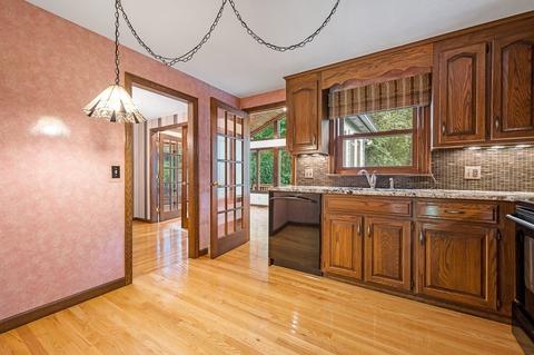 1 Prescott Rd, Sutton, MA 01588 photo 4