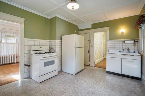 14 Dalton Pl, Springfield, MA 01109 photo 11