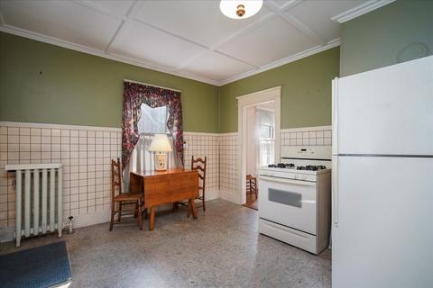 14 Dalton Pl, Springfield, MA 01109 photo 13