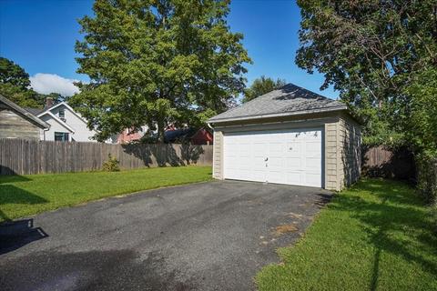 14 Dalton Pl, Springfield, MA 01109 photo 24