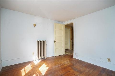 14 Dalton Pl, Springfield, MA 01109 photo 18