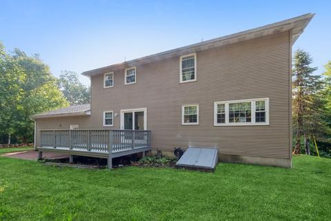 17 Douglas, Webster, MA 01570 photo 6