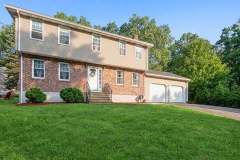 17 Douglas, Webster, MA 01570 photo 3