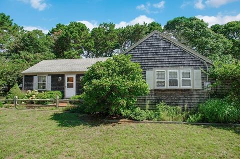 83 Pine St, Edgartown, MA 02539 photo 3