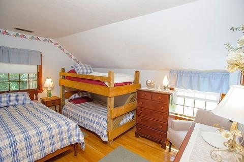 83 Pine St, Edgartown, MA 02539 photo 19