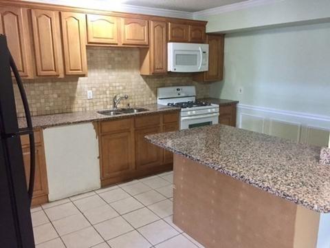 433 Bank St #1, Fall River, MA 02720 photo 3