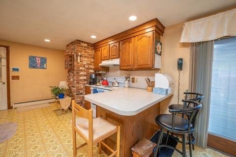 197 Shawmut St, Springfield, MA 01108 photo 5