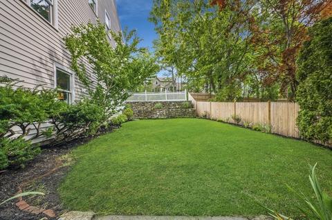 4 Rolleston Rd, Marblehead, MA 01945 photo 5
