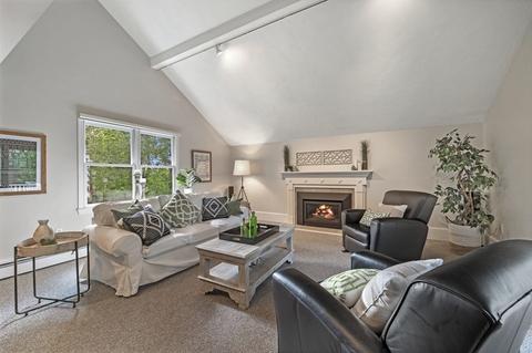 4 Rolleston Rd, Marblehead, MA 01945 photo 18