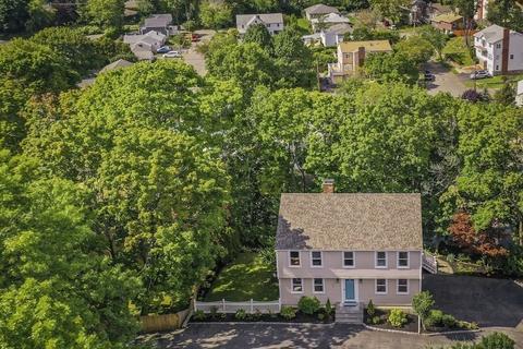 4 Rolleston Rd, Marblehead, MA 01945 photo 2