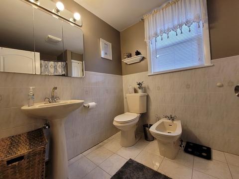 193 Snell St, Fall River, MA 02721 photo 17