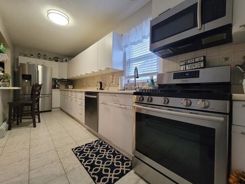 193 Snell St, Fall River, MA 02721 photo 8