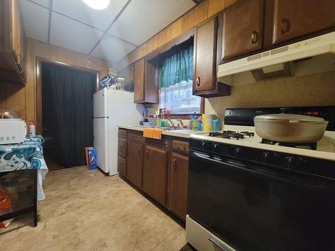 193 Snell St, Fall River, MA 02721 photo 23