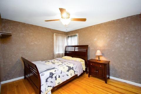 116 Champlain Ave, Springfield, MA 01151 photo 11