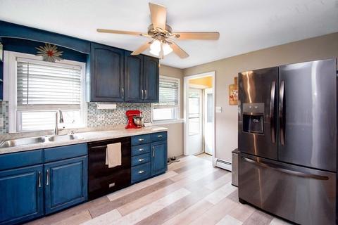 116 Champlain Ave, Springfield, MA 01151 photo 10