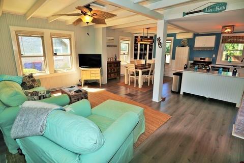 3 Cross St, Wareham, MA 02532 photo 6