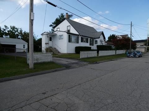 23 Townsend St, Fall River, MA 02724 photo 4